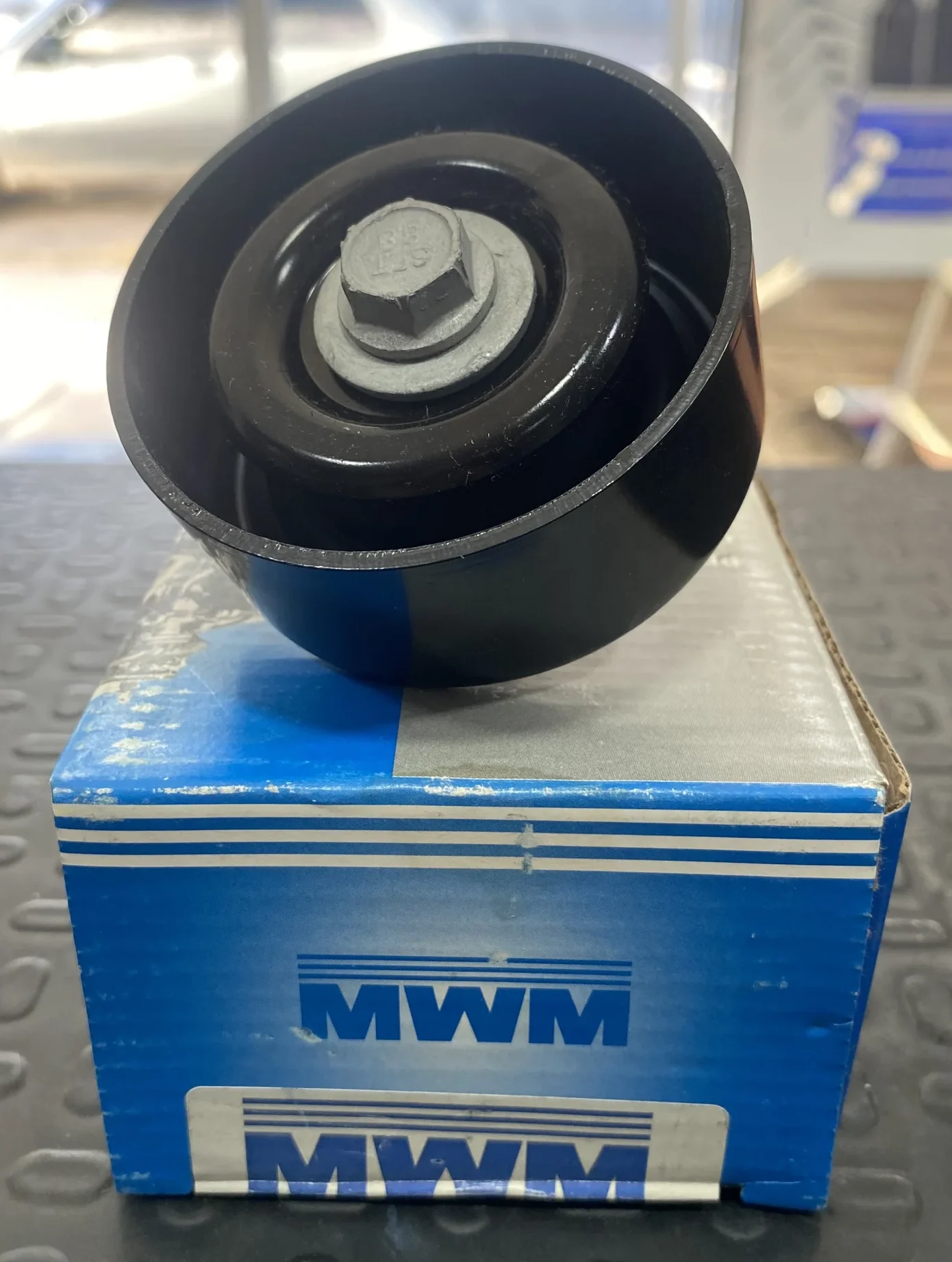 1698 polea fija poly v mwmw s10 mwm Polea Fija Poly-V Original MWM S10 Motor Mwm 2001/11 - Image 1